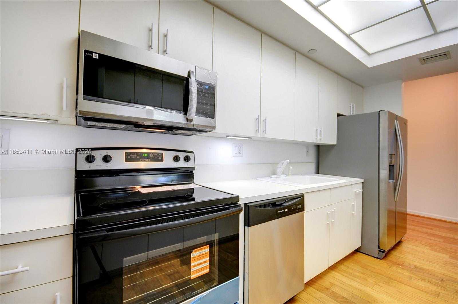 Small Image of 9805 NORTH WEST 52ND ST #213, Doral Number 15
