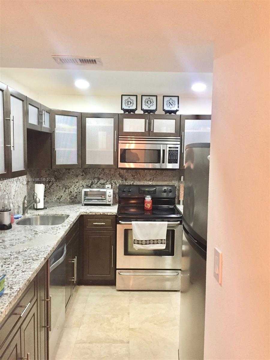 Small Image of 800 WEST AVE #406, Miami Beach Number 7
