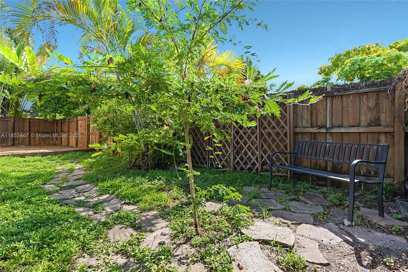Small Image of 500 NORTH WEST 47TH ST #500, Miami Number 25