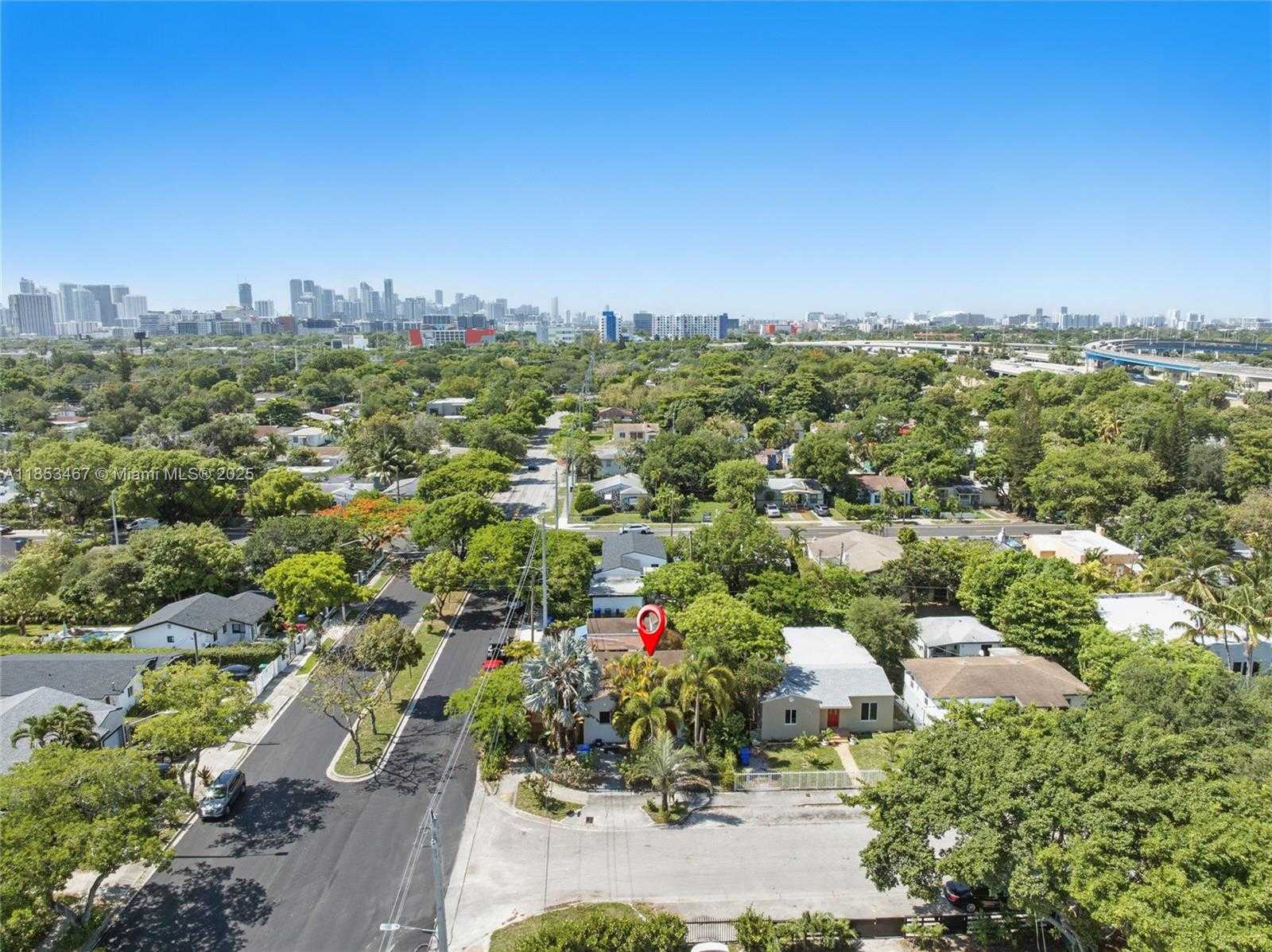 Small Image of 500 NORTH WEST 47TH ST #500, Miami Number 31