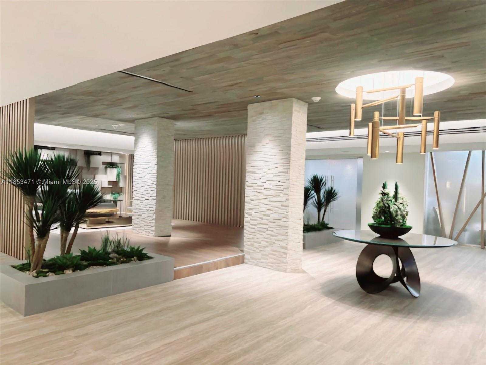 Small Image of 2301 COLLINS AVE #528, Miami Beach Number 6