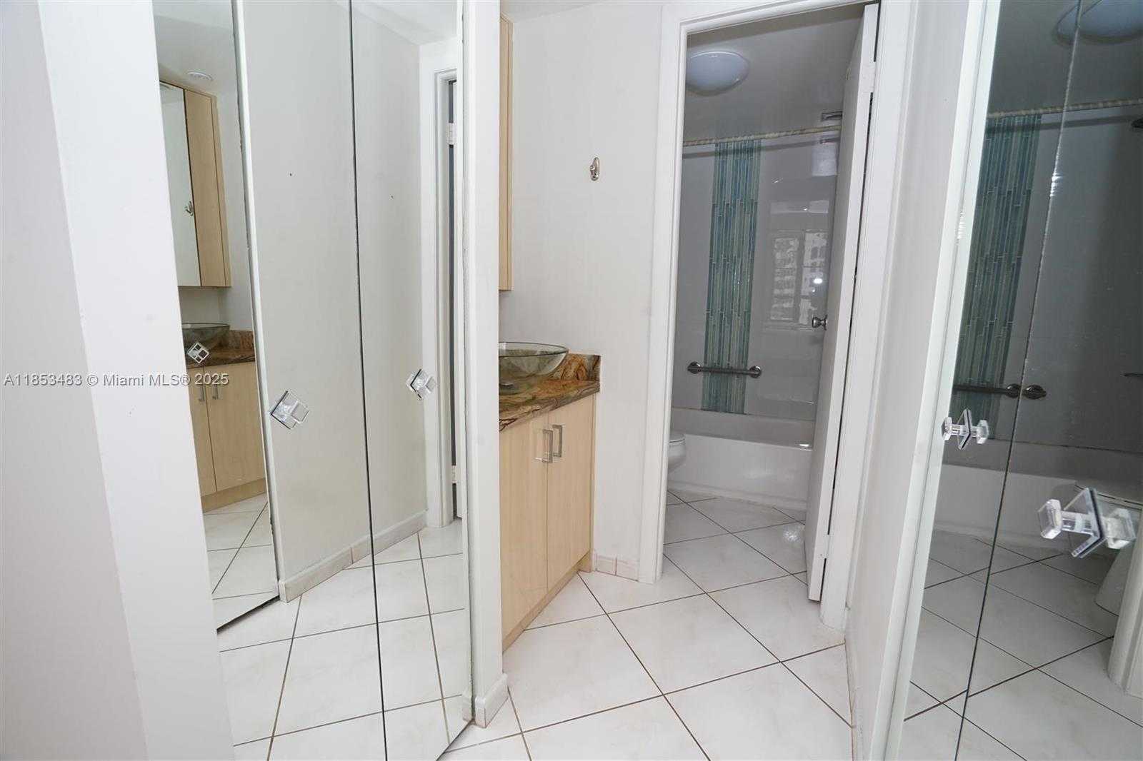 Small Image of 600 THREE ISLANDS BLVD #1416, Hallandale Beach Number 4