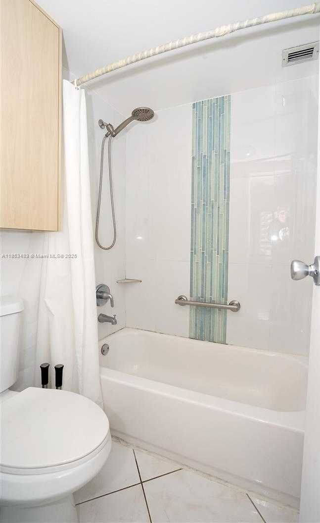 Small Image of 600 THREE ISLANDS BLVD #1416, Hallandale Beach Number 5