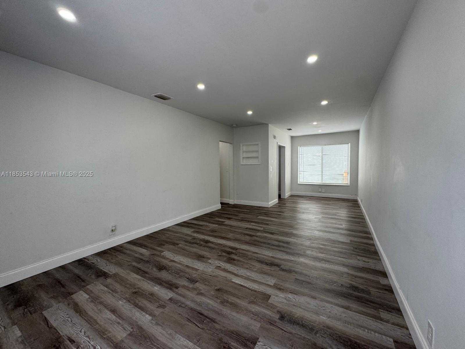 Small Image of 8201 ABBOTT AVE #3, Miami Beach Number 3
