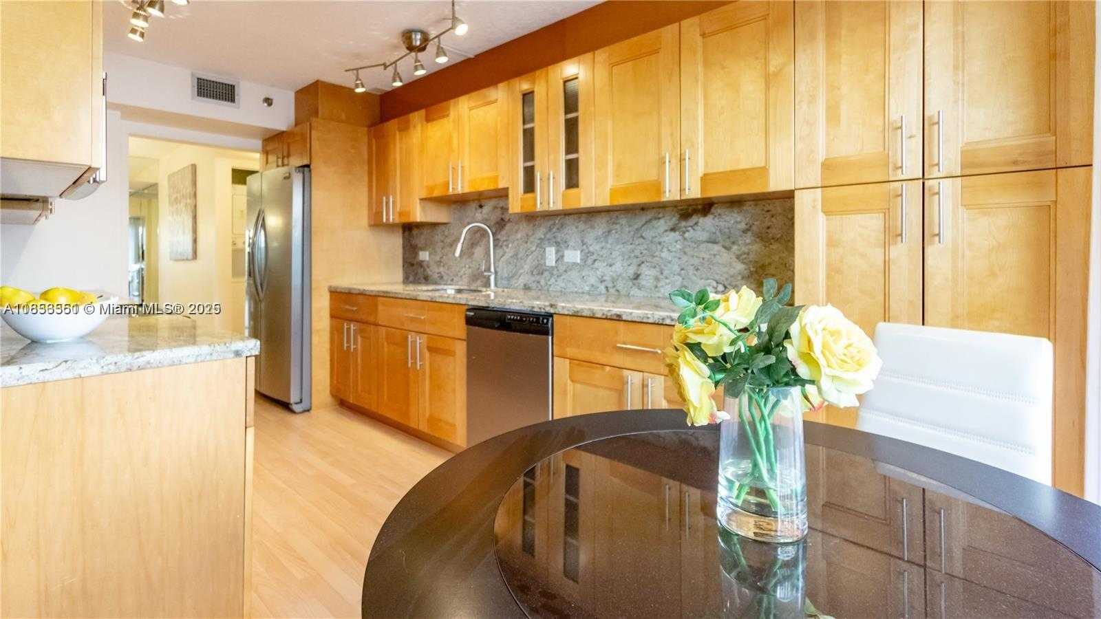 Small Image of 1201 SOUTH OCEAN DR #405S, Hollywood Number 2