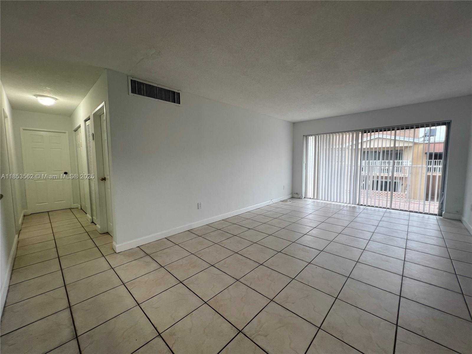 Small Image of 4660 NORTH WEST 79TH AVE #2C, Doral Number 10