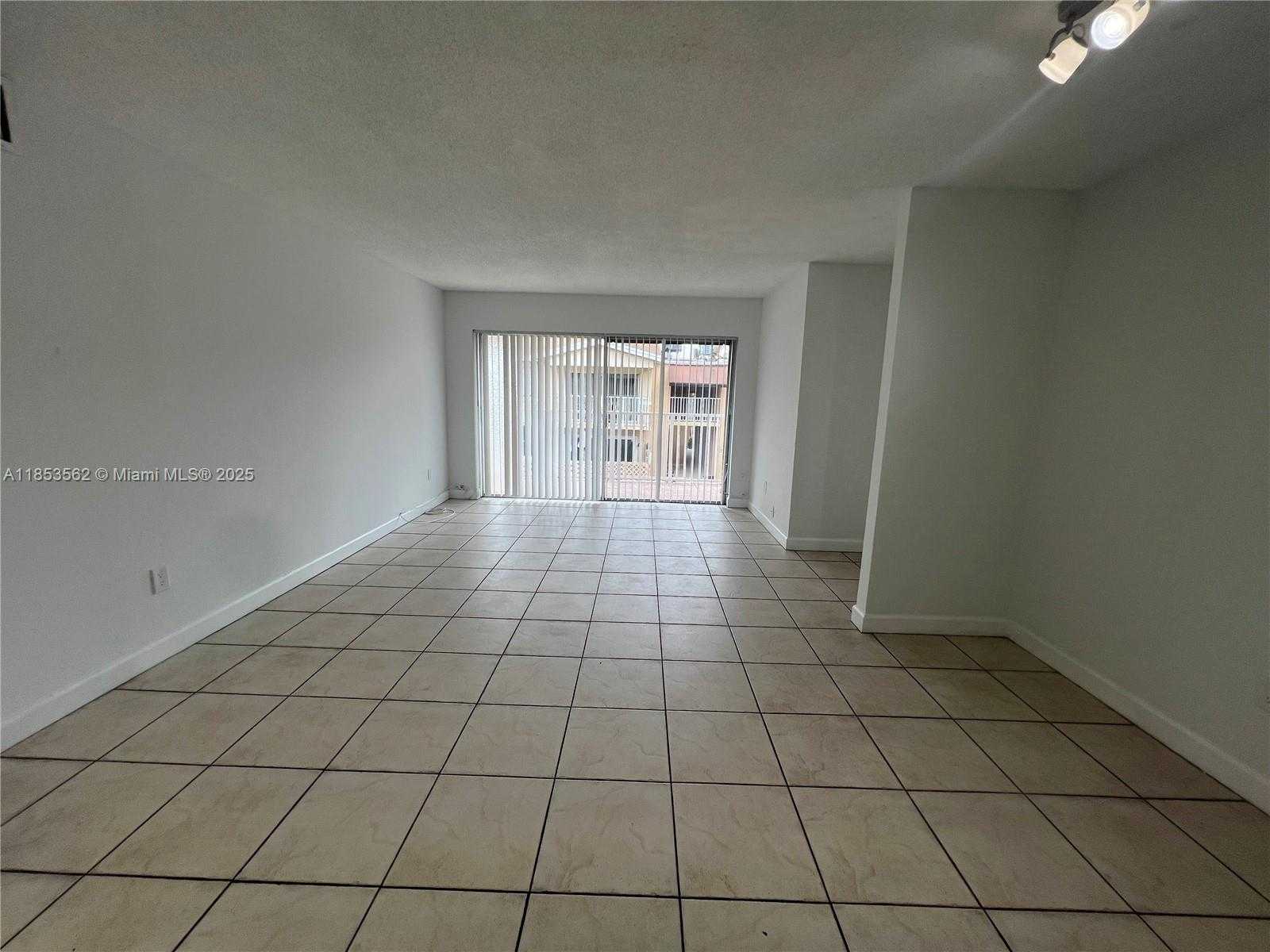 Small Image of 4660 NORTH WEST 79TH AVE #2C, Doral Number 11
