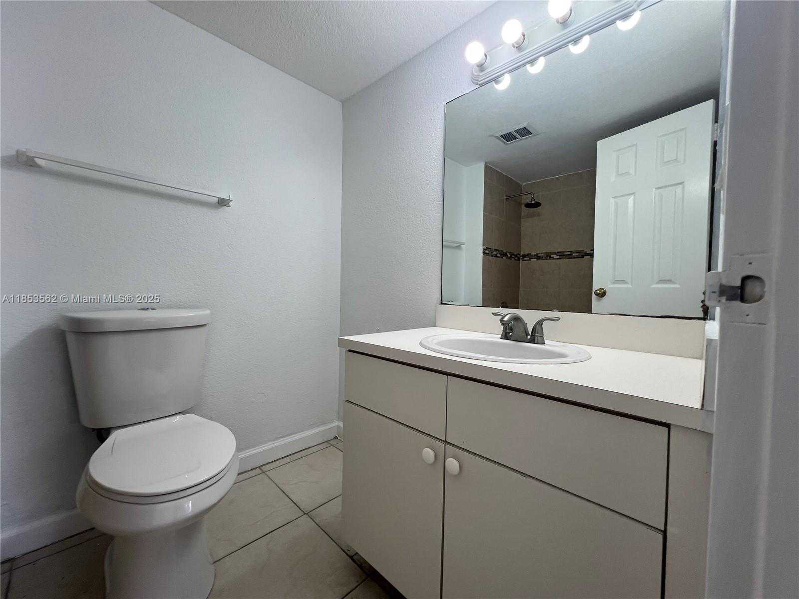 Small Image of 4660 NORTH WEST 79TH AVE #2C, Doral Number 21