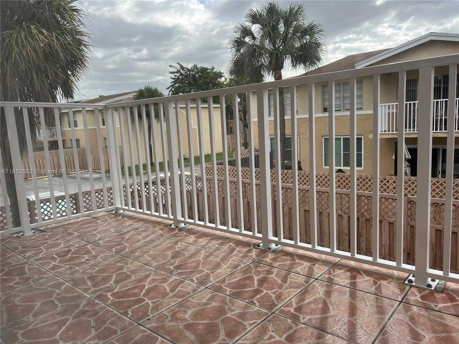 Small Image of 4660 NORTH WEST 79TH AVE #2C, Doral Number 26