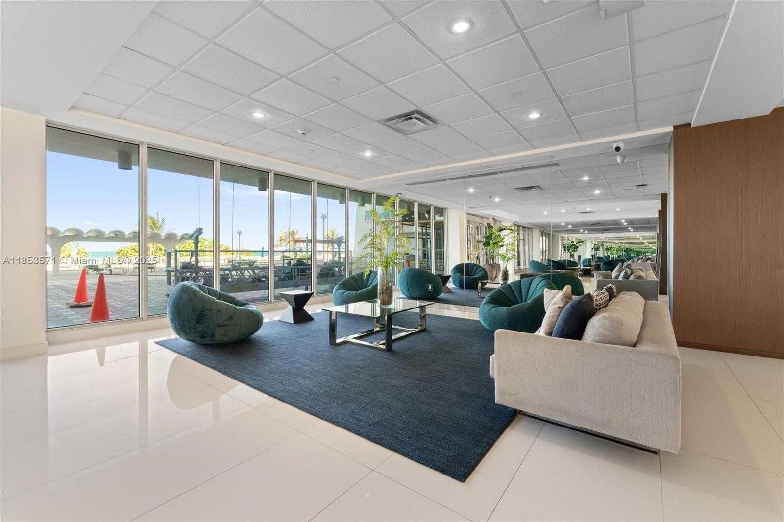 Small Image of 5701 COLLINS AVE #702, Miami Beach Number 11