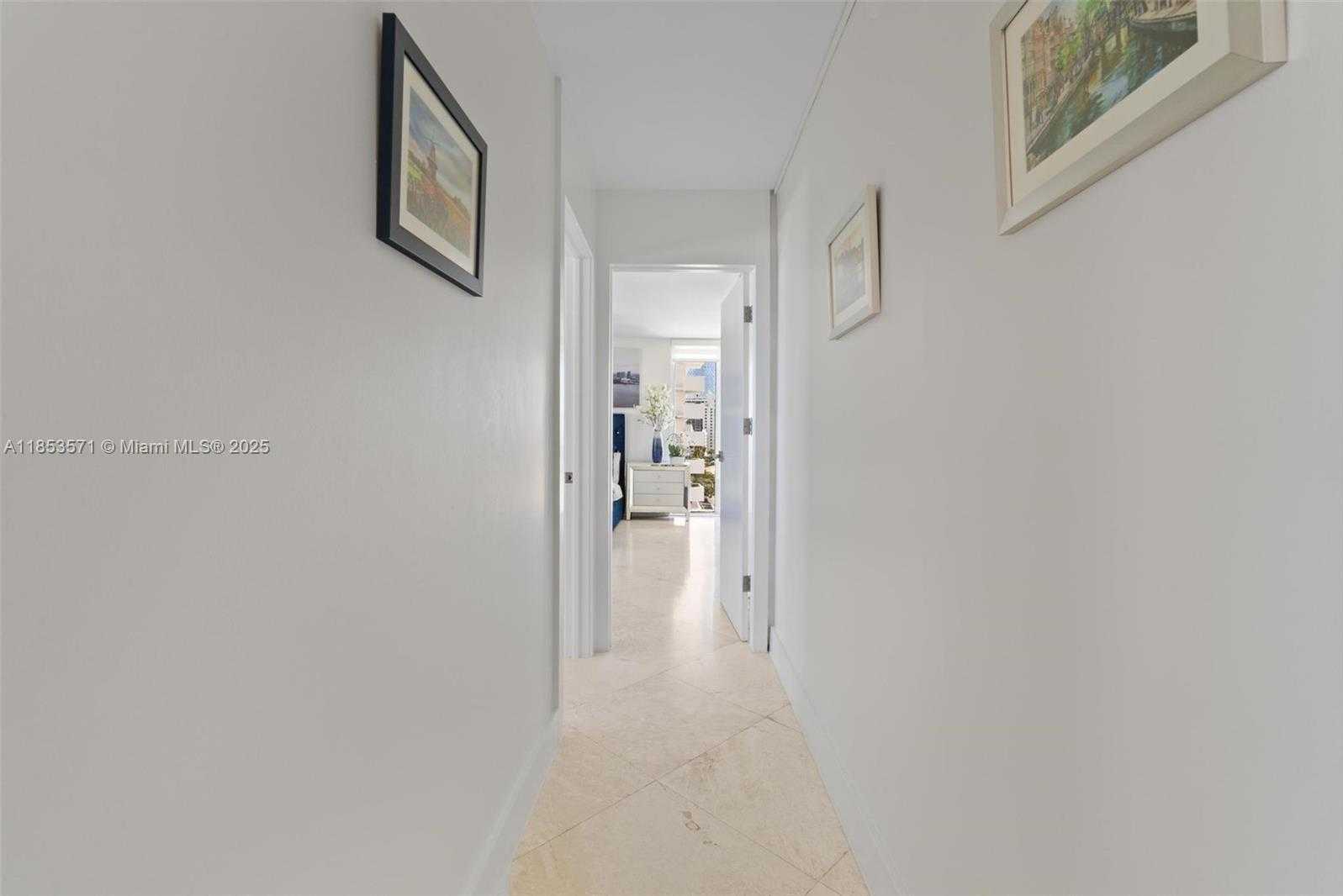 Small Image of 5701 COLLINS AVE #702, Miami Beach Number 25
