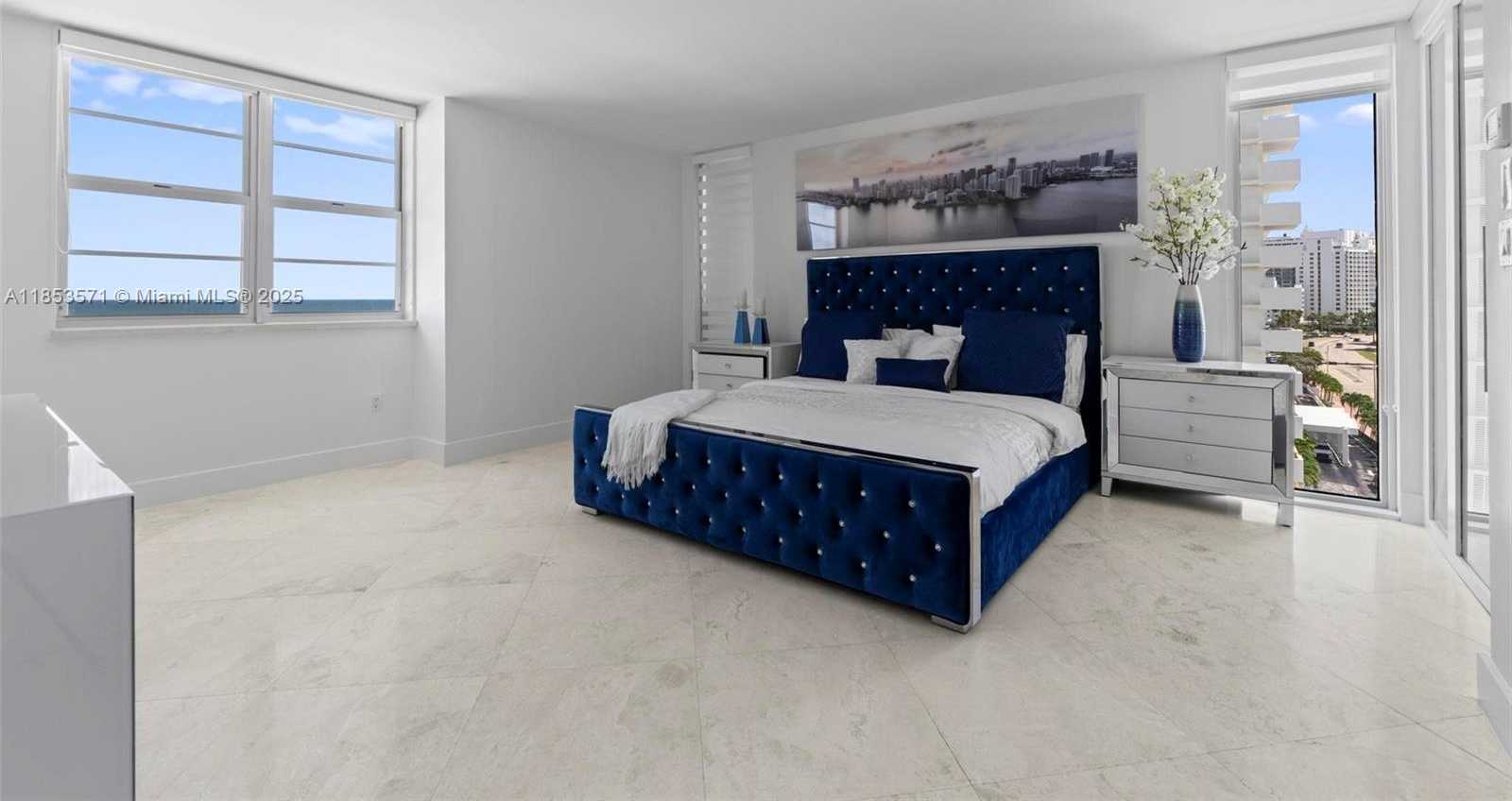 Small Image of 5701 COLLINS AVE #702, Miami Beach Number 27
