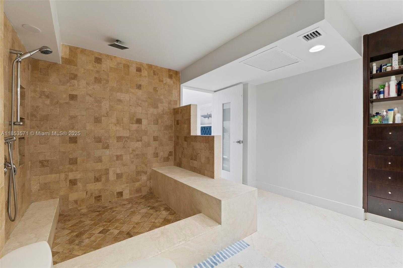 Small Image of 5701 COLLINS AVE #702, Miami Beach Number 32