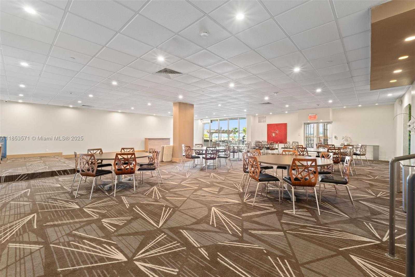 Small Image of 5701 COLLINS AVE #702, Miami Beach Number 49
