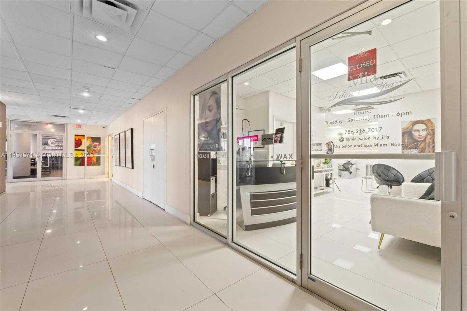 Small Image of 5701 COLLINS AVE #702, Miami Beach Number 52