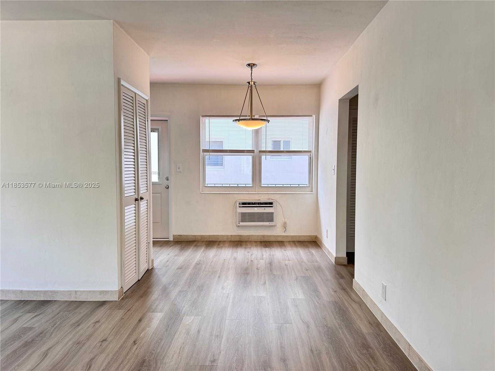 Small Image of 1845 JEFFERSON ST #7, Hollywood Number 4