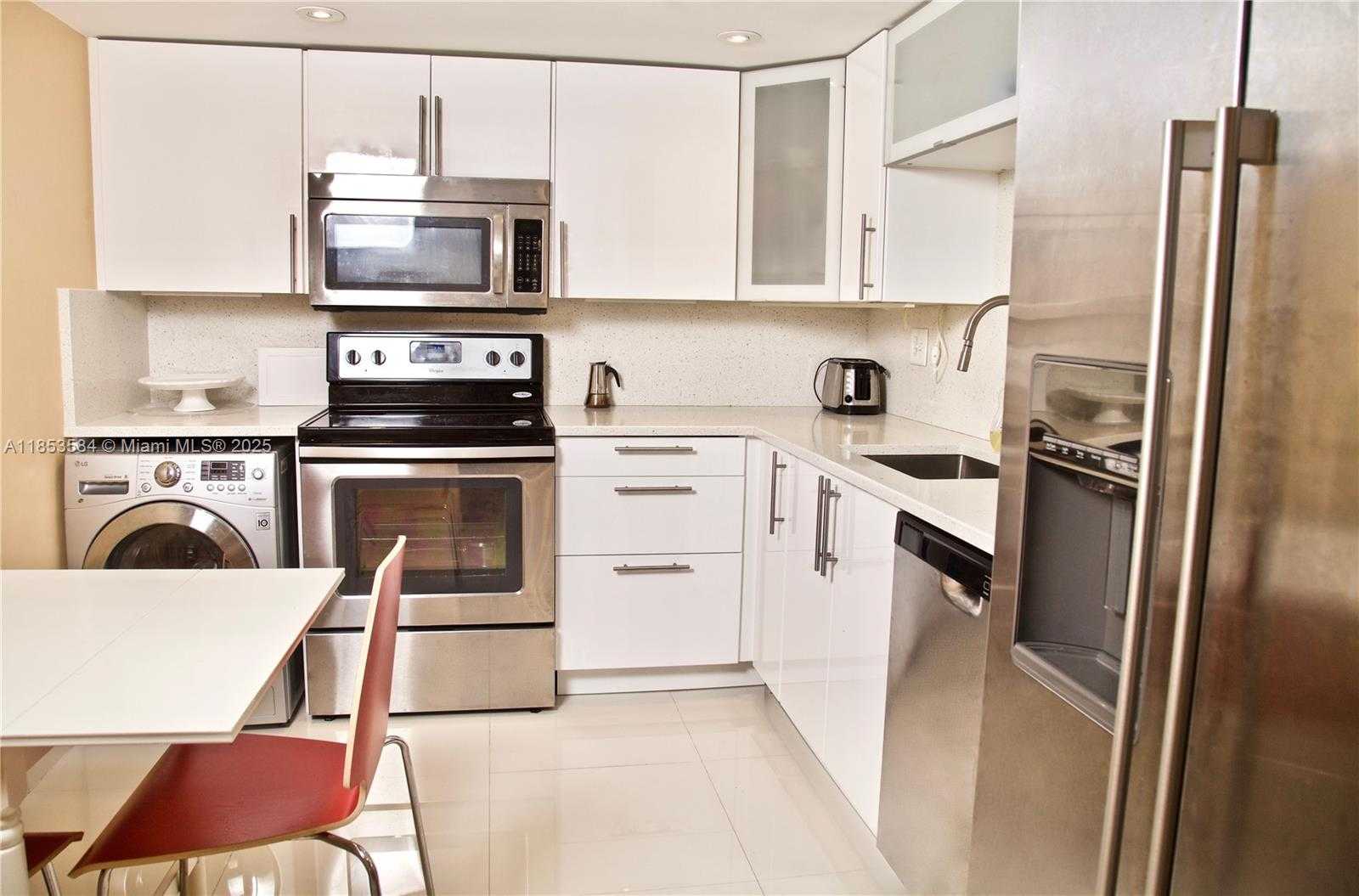 Small Image of 210 174TH ST #1107, Sunny Isles Beach Number 11