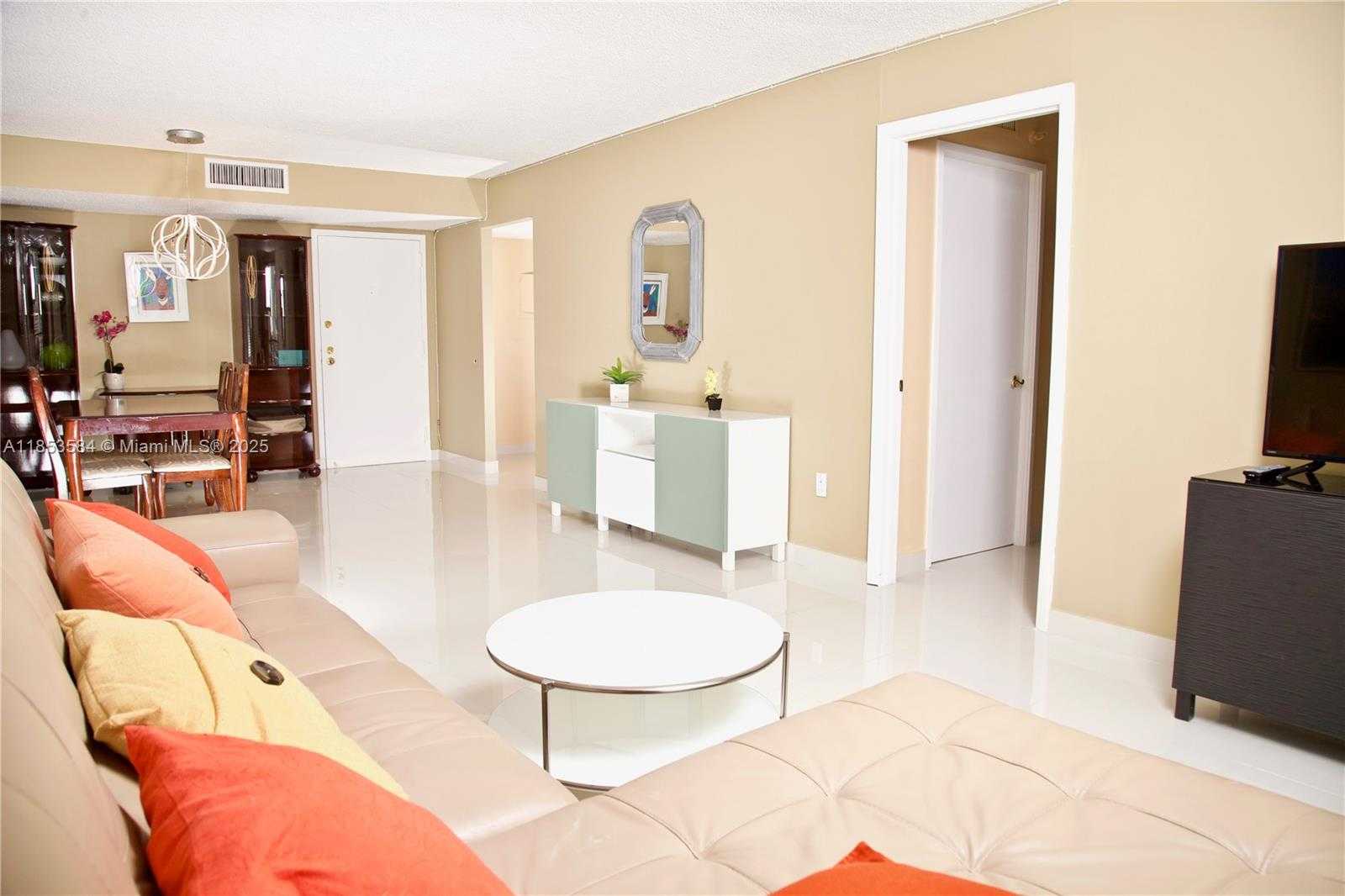 Small Image of 210 174TH ST #1107, Sunny Isles Beach Number 2