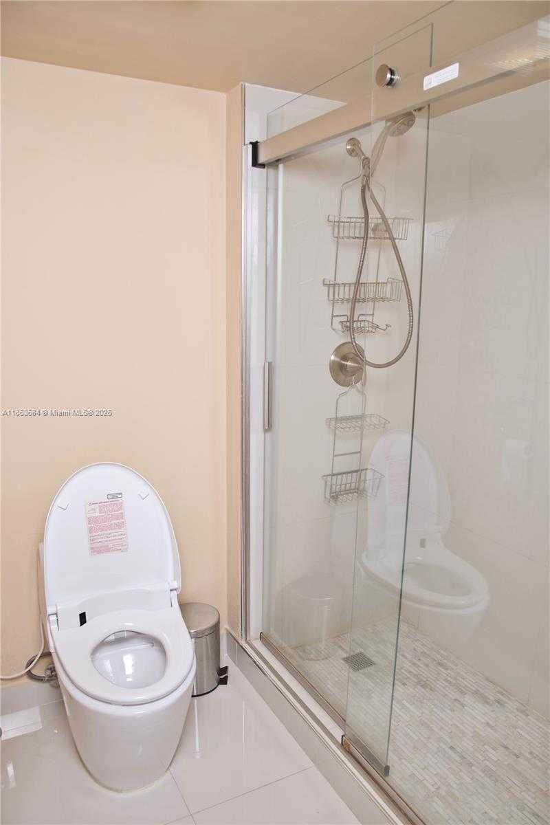 Small Image of 210 174TH ST #1107, Sunny Isles Beach Number 8