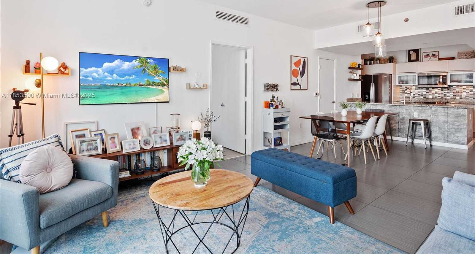 Small Image of 951 BRICKELL AVE #3207, Miami Number 14