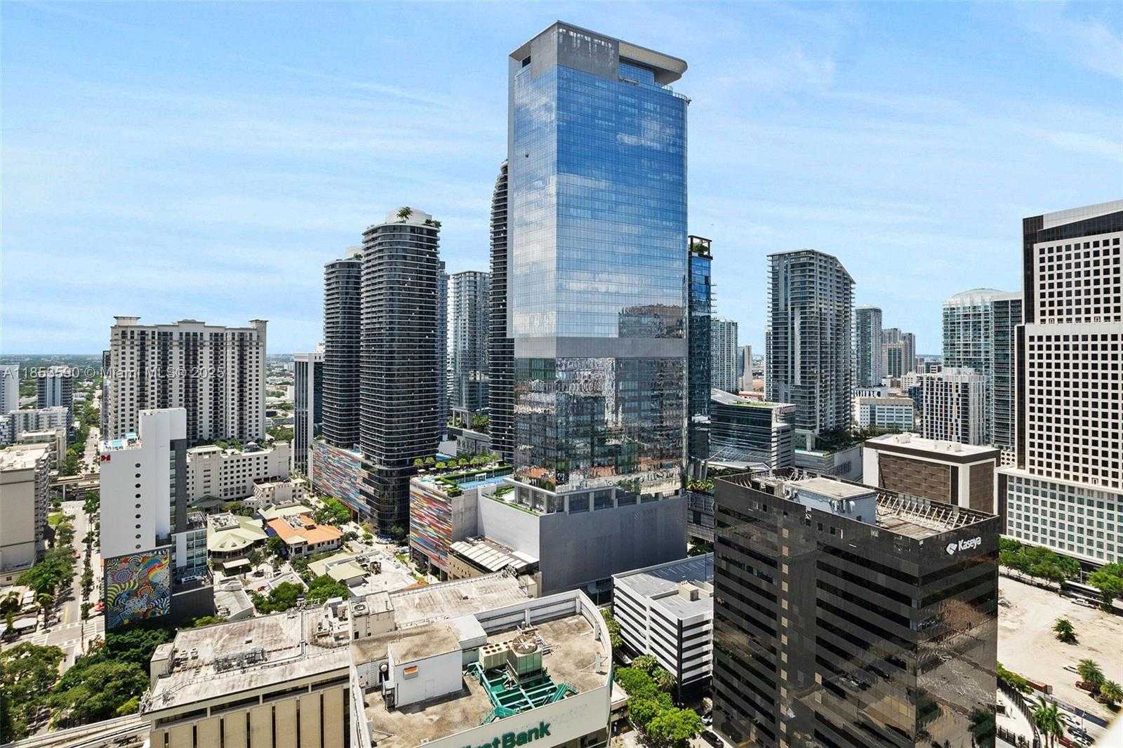 Small Image of 951 BRICKELL AVE #3207, Miami Number 24