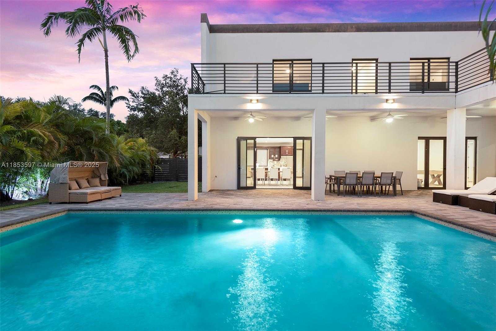 Small Image of 5500 SOUTH WEST 67TH AVE #NA, Miami Number 84