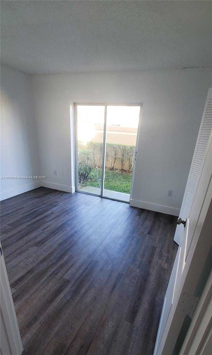 Small Image of 8695 NORTH WEST 6TH LN #2-107, Miami Number 5