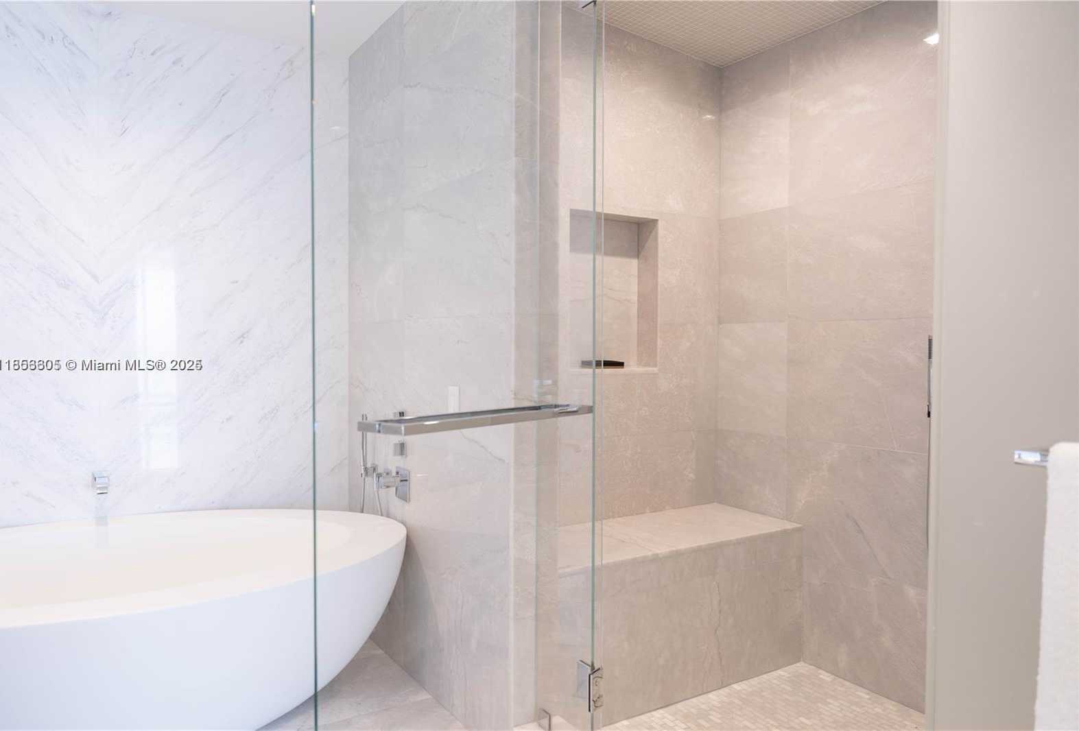 Small Image of 18501 COLLINS AVE #1104, Sunny Isles Beach Number 14