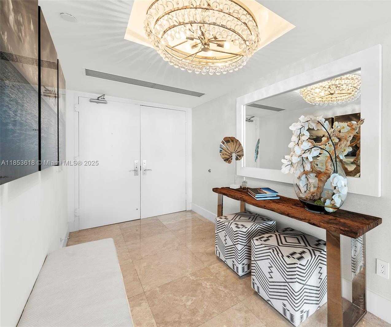 Small Image of 4779 COLLINS AVE #2403, Miami Beach Number 21