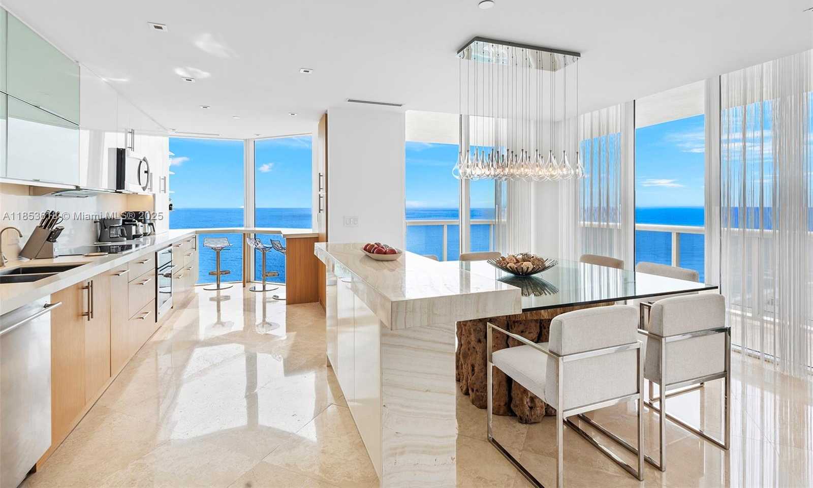 Small Image of 4779 COLLINS AVE #2403, Miami Beach Number 7