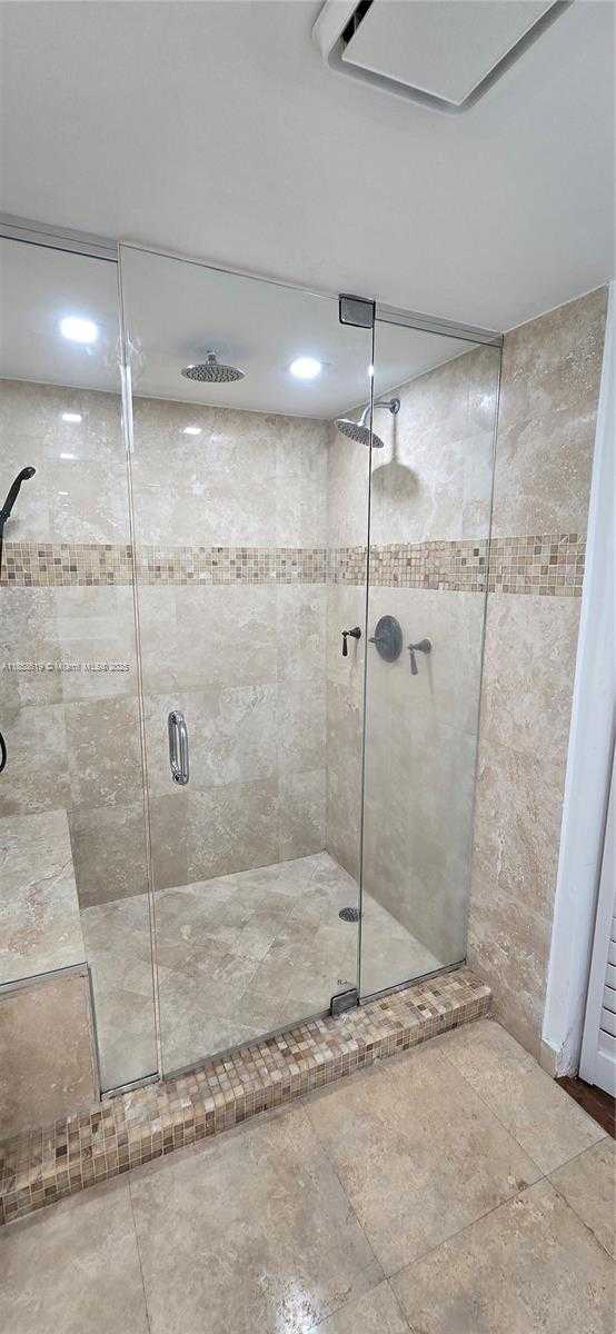 Imagen de Pequeño Objeto
