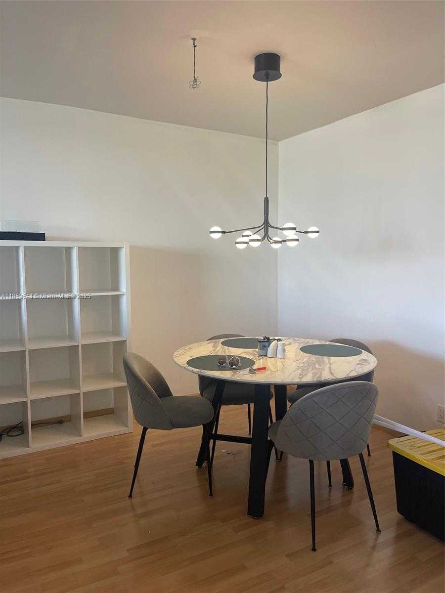 Small Image of Hallandale Beach Number 6