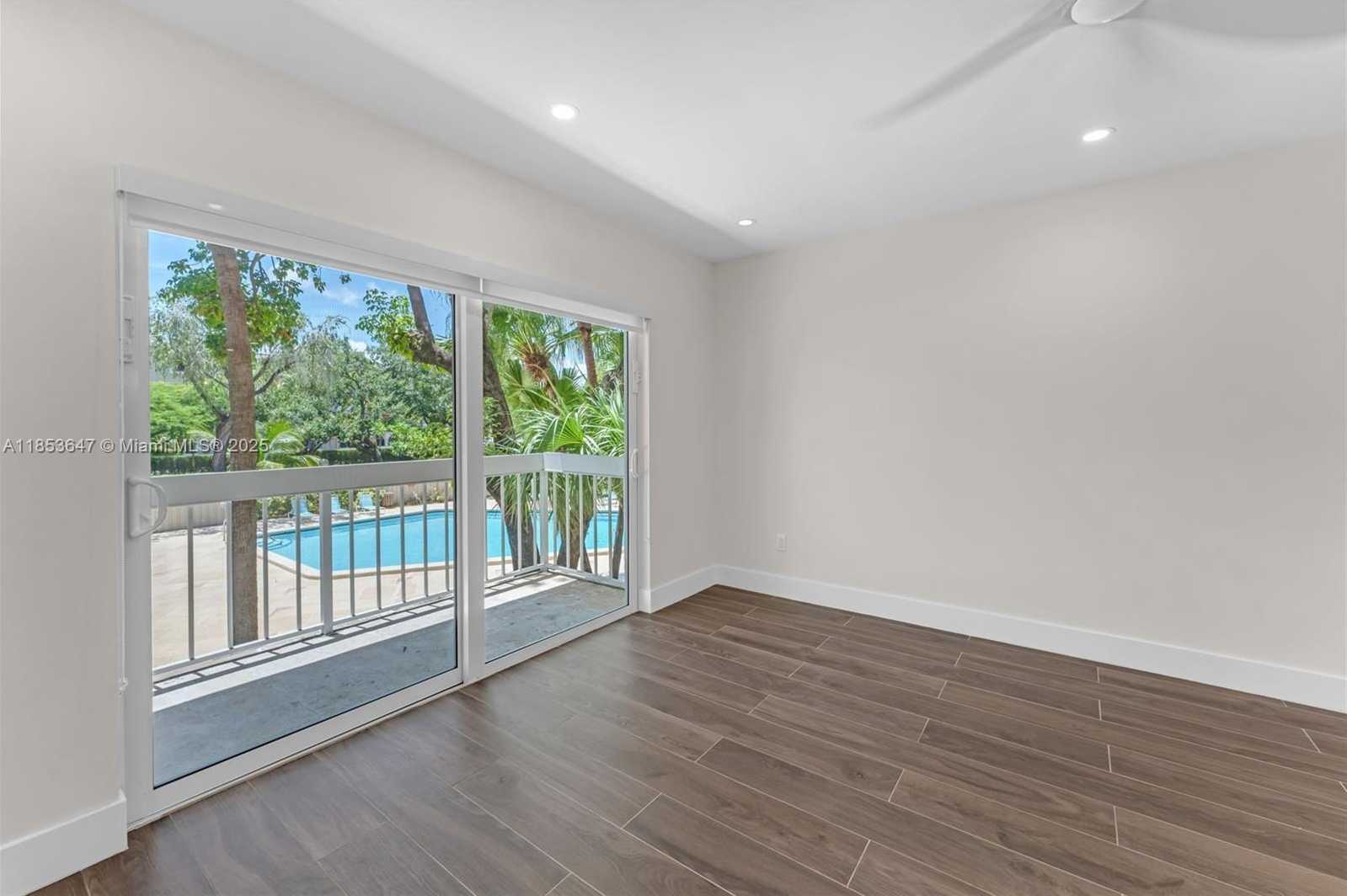Small Image of 7707 CAMINO REAL #B205, Miami Number 11