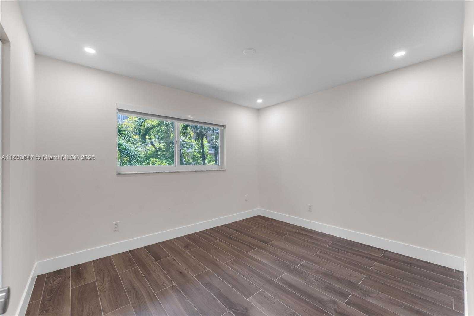 Small Image of 7707 CAMINO REAL #B205, Miami Number 20