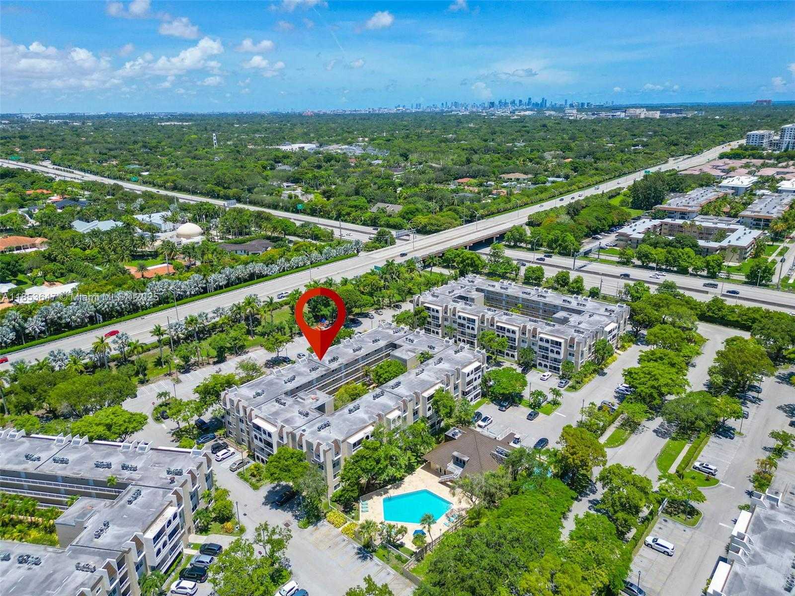 Small Image of 7707 CAMINO REAL #B205, Miami Number 24