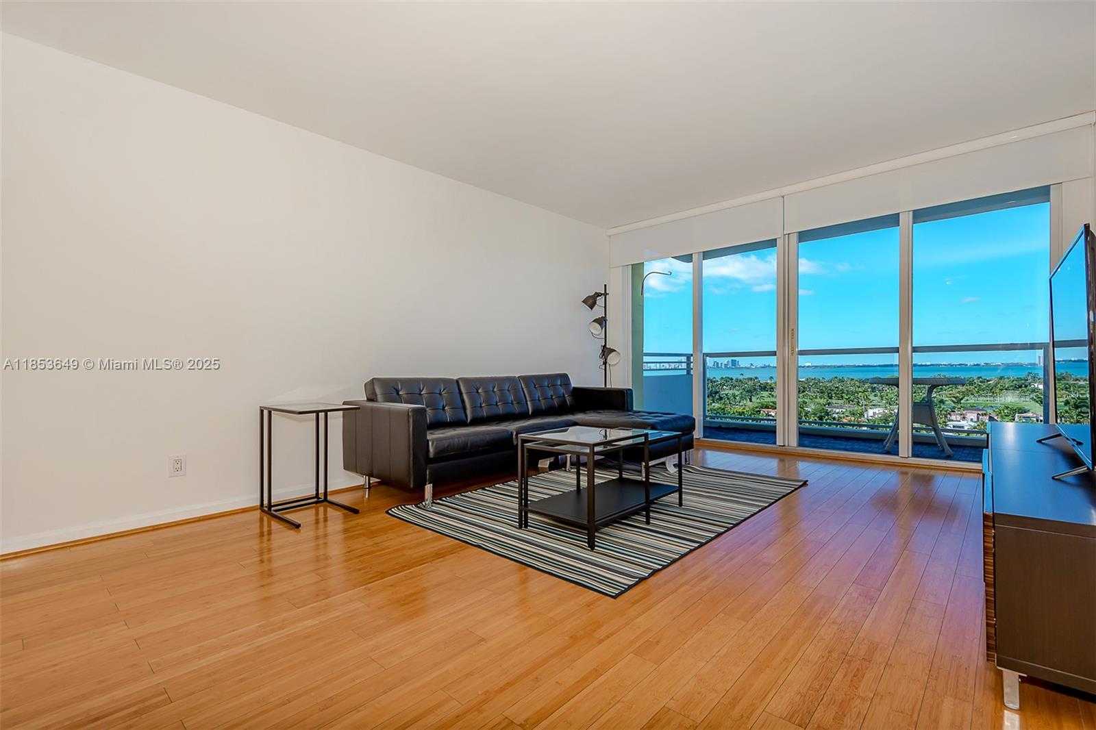 Small Image of 5600 COLLINS AVE #15N, Miami Beach Number 3