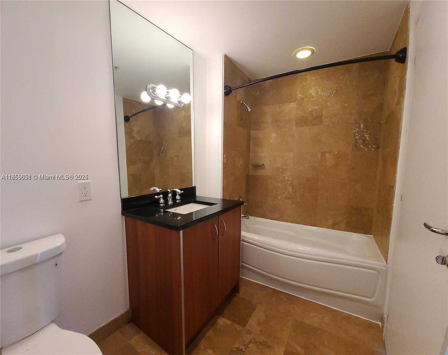 Small Image of 300 SOUTH BISCAYNE BLVD #T-2205, Miami Number 6