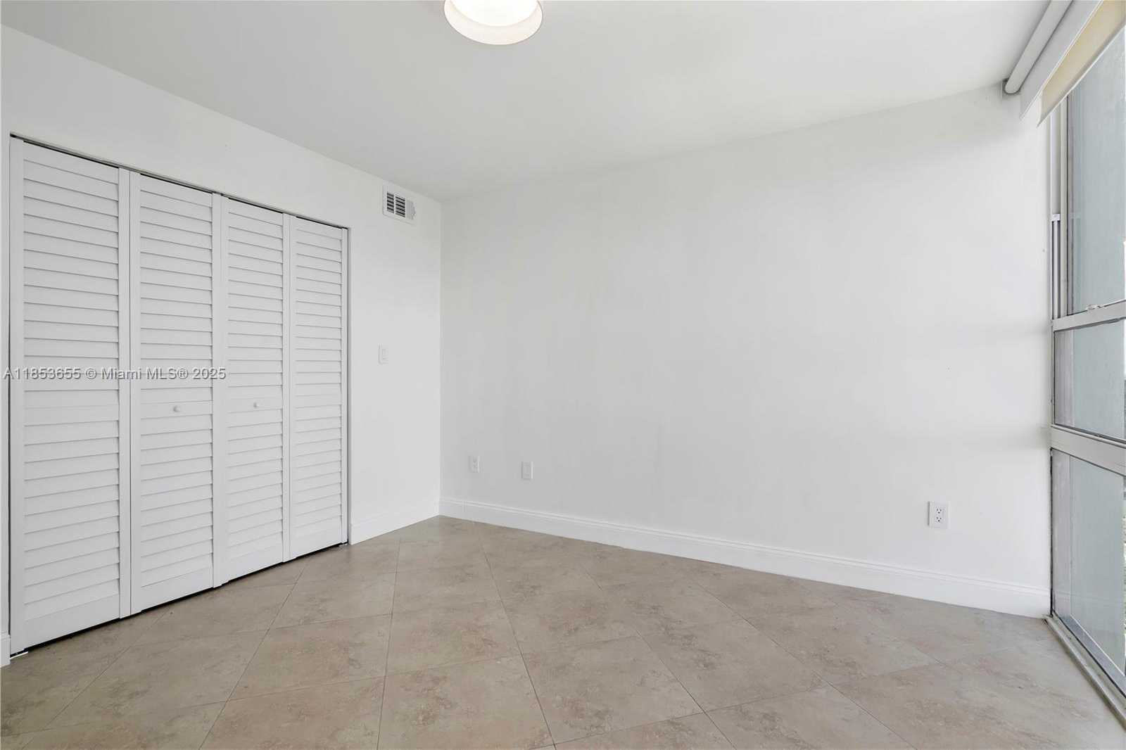 Small Image of 600 NORTH EAST 36TH ST #1910, Miami Number 11