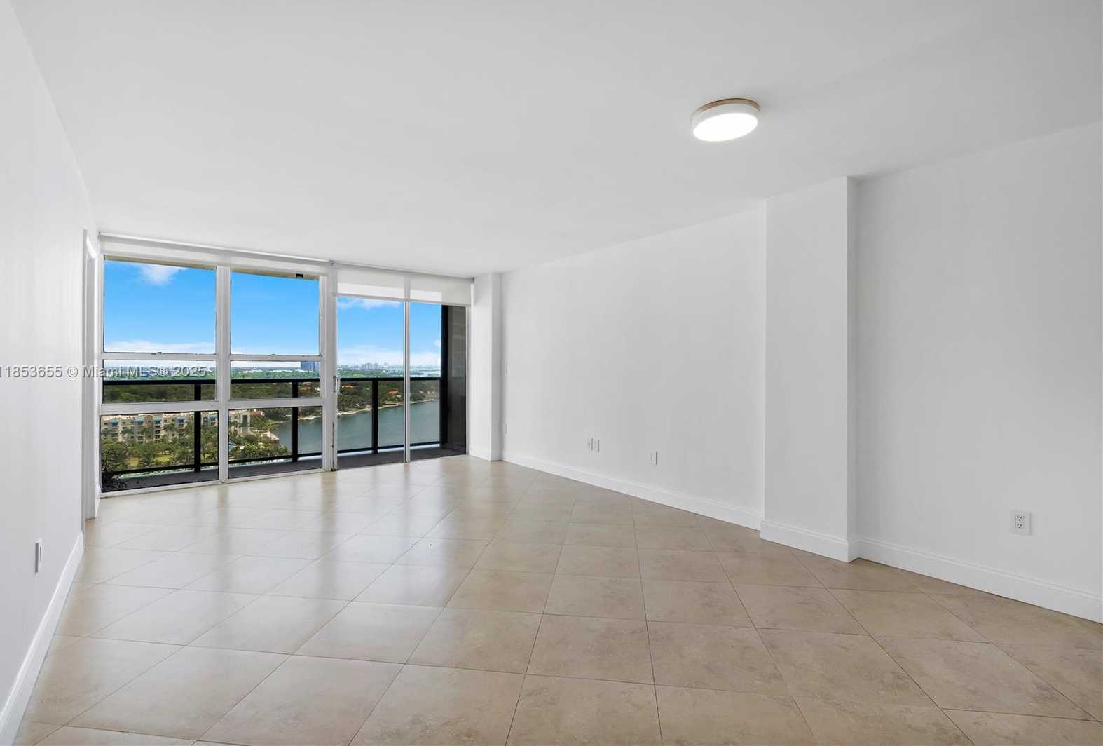 Small Image of 600 NORTH EAST 36TH ST #1910, Miami Number 3