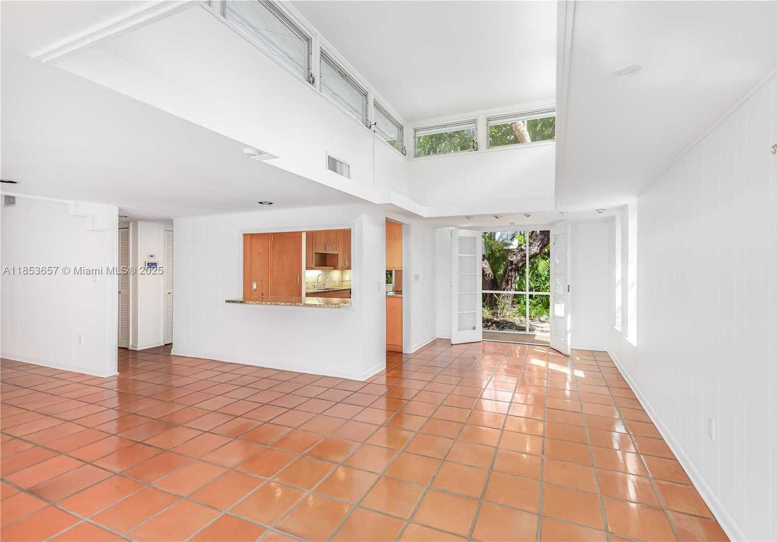 Small Image of 4161 VENTURA AVE, Miami Number 15