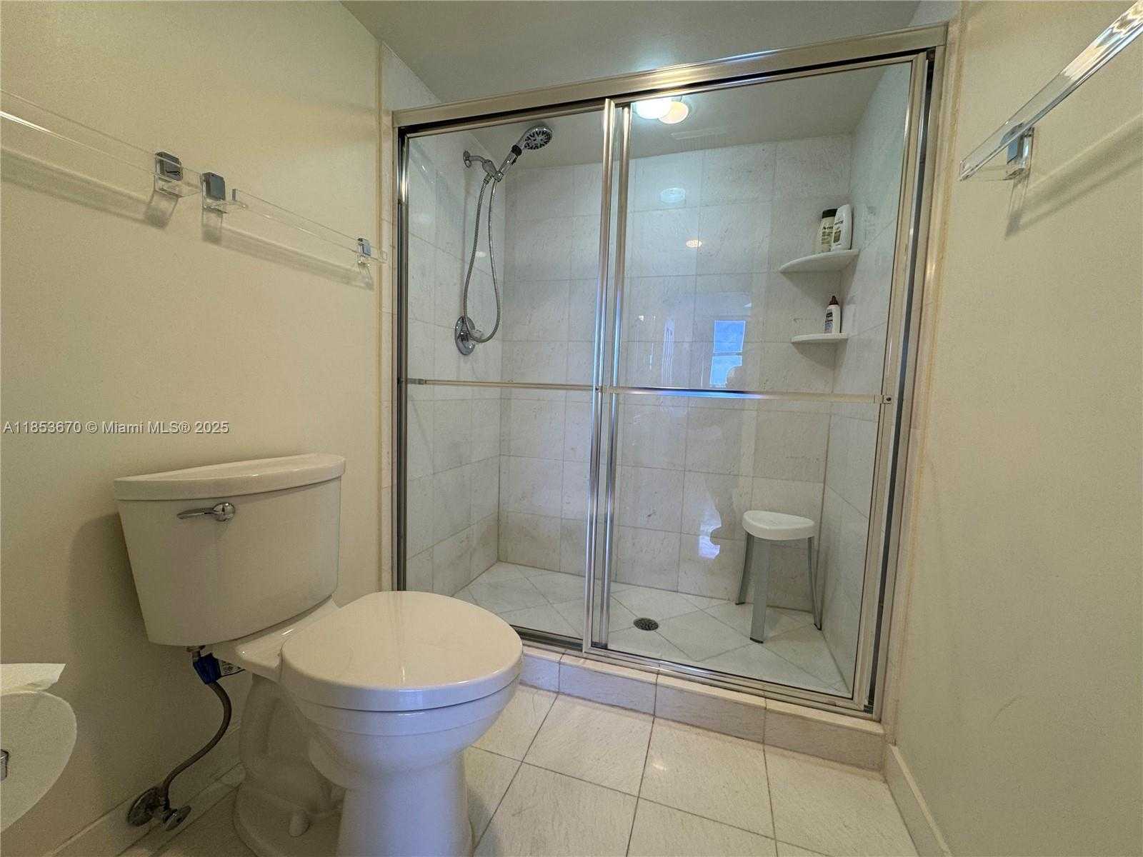 Small Image of 3530 MYSTIC POINTE DR #601, Aventura Number 18