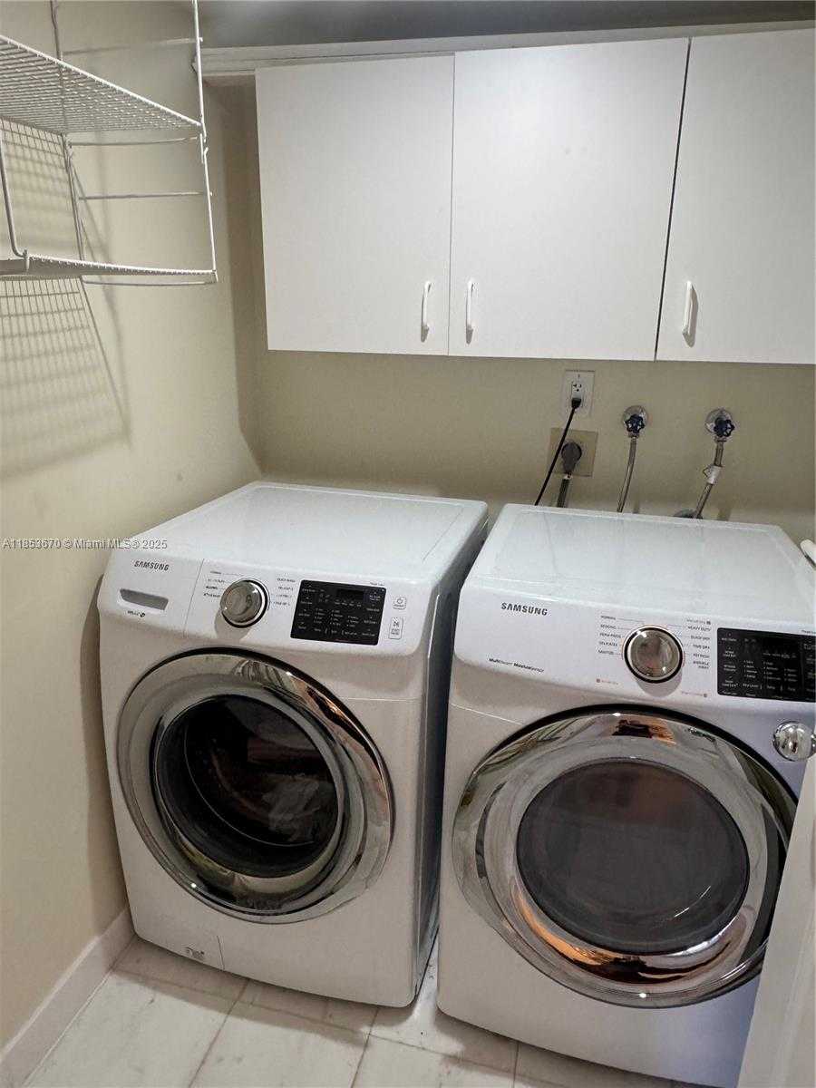 Small Image of 3530 MYSTIC POINTE DR #601, Aventura Number 24