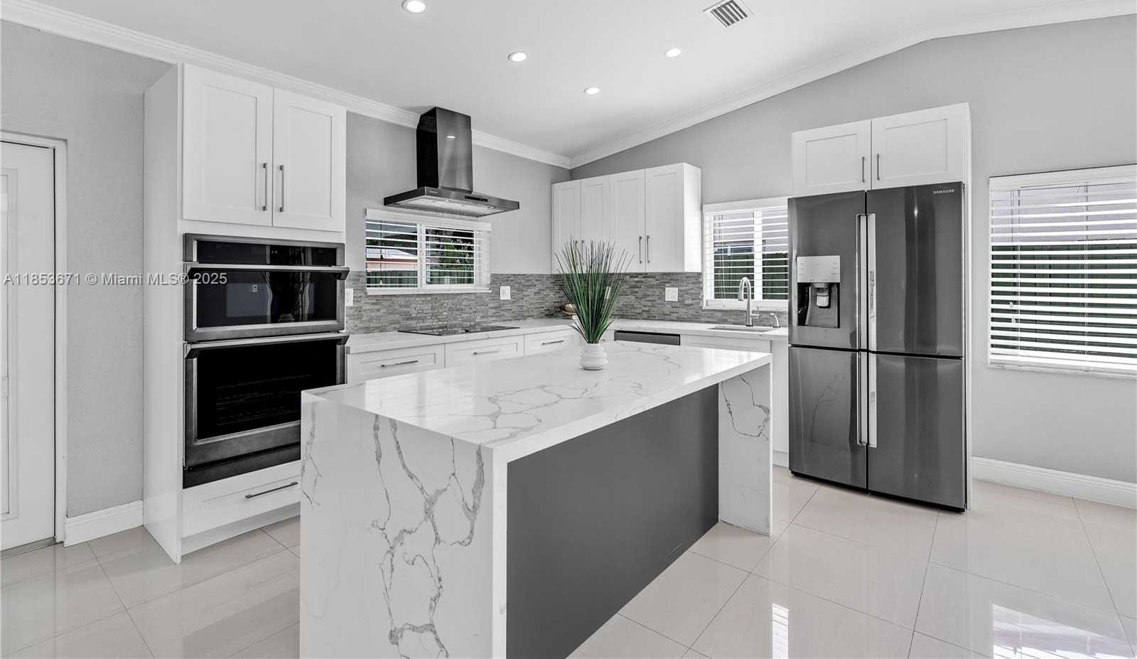 Small Image of 14798 SOUTH WEST 175TH ST, Miami Number 7