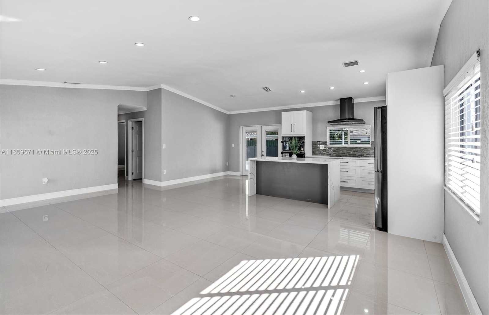 Small Image of 14798 SOUTH WEST 175TH ST, Miami Number 8