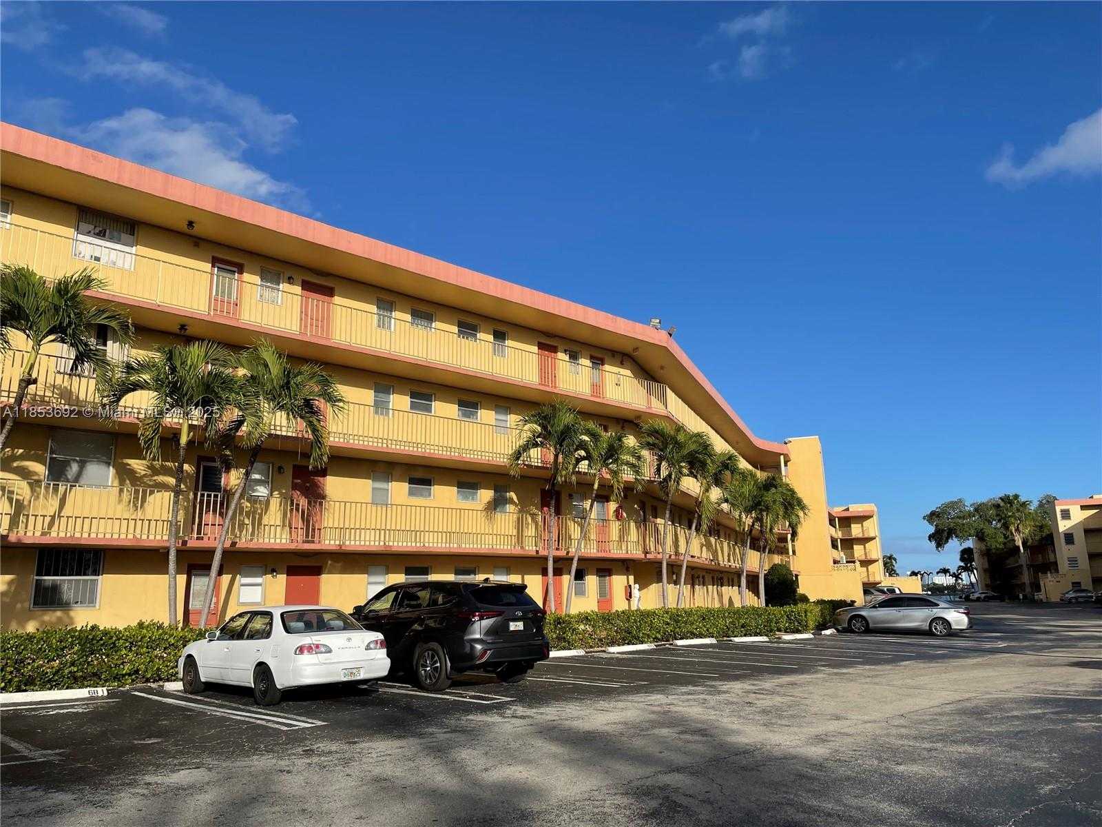 Small Image of 443 NORTH EAST 195TH ST #338, Miami Number 17