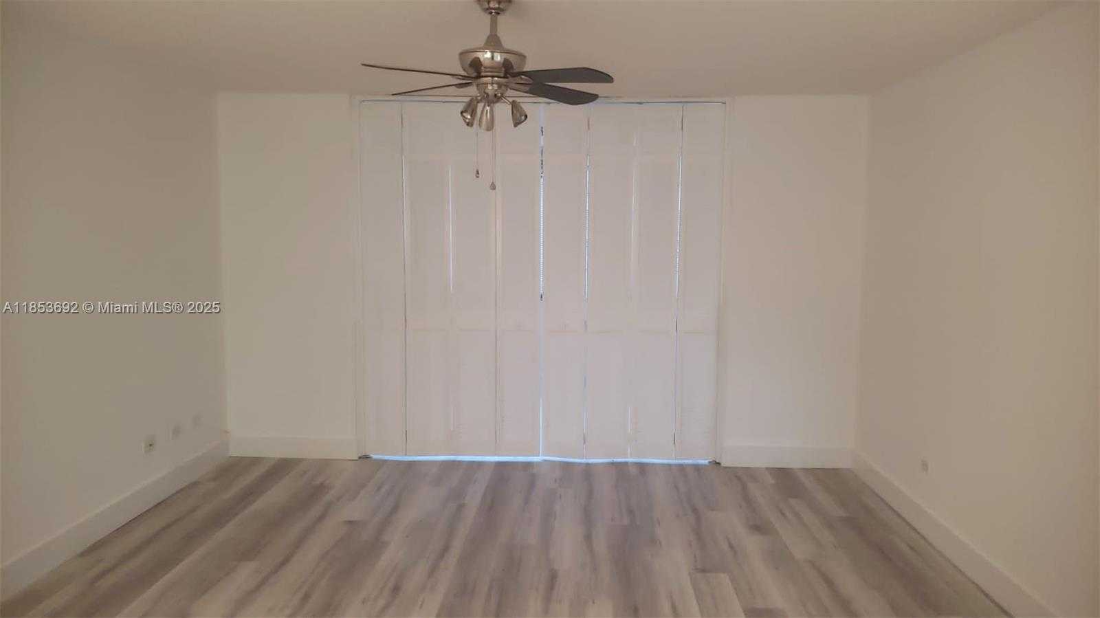 Small Image of 443 NORTH EAST 195TH ST #338, Miami Number 4