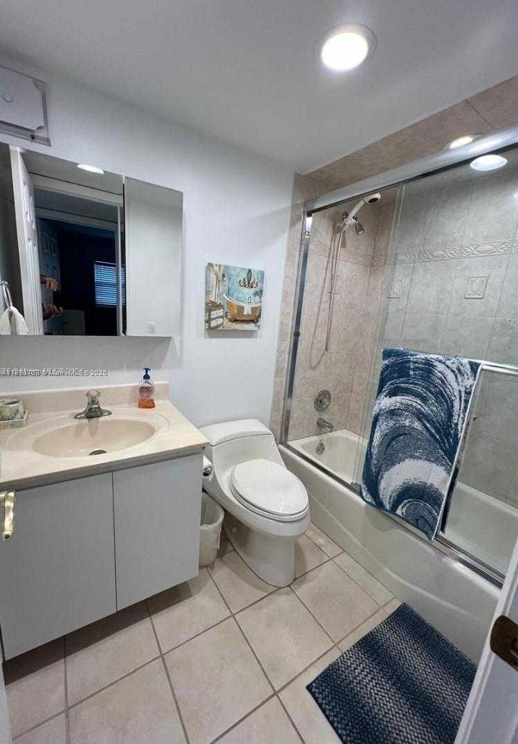 Small Image of 1501 SOUTH OCEAN BLVD #211, Lauderdale By The Sea Number 20