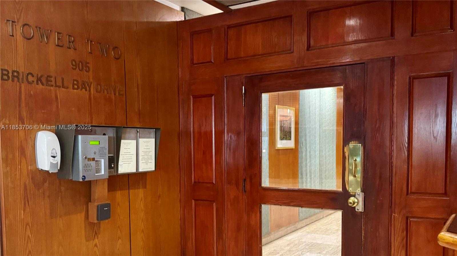 Small Image of 905 BRICKELL BAY DR #1631, Miami Number 30
