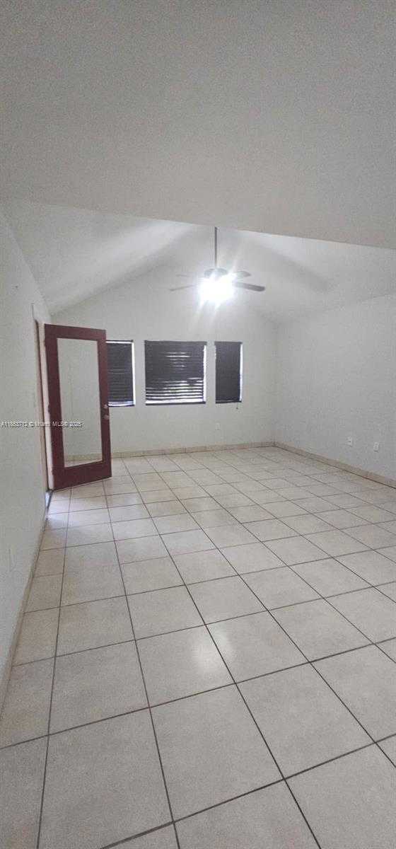 Small Image of 15661 SOUTH WEST 104TH TER #325, Miami Number 16