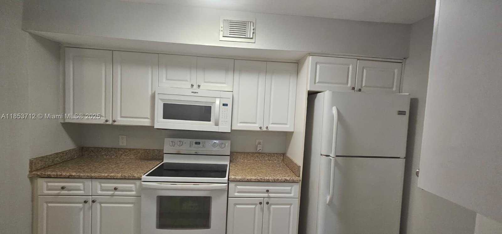 Small Image of 15661 SOUTH WEST 104TH TER #325, Miami Number 6